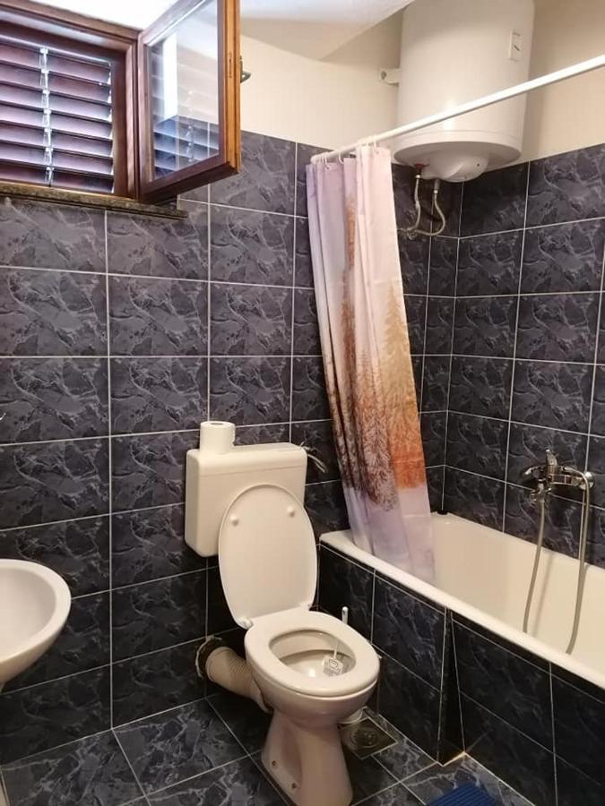 Pacho Lägenhet Baška Voda Exteriör bild