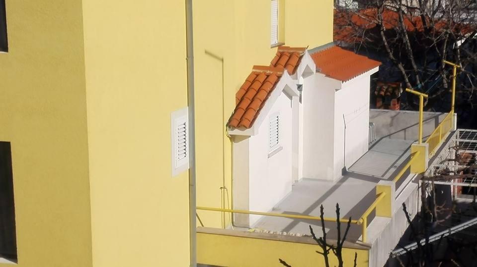 Pacho Lägenhet Baška Voda Exteriör bild