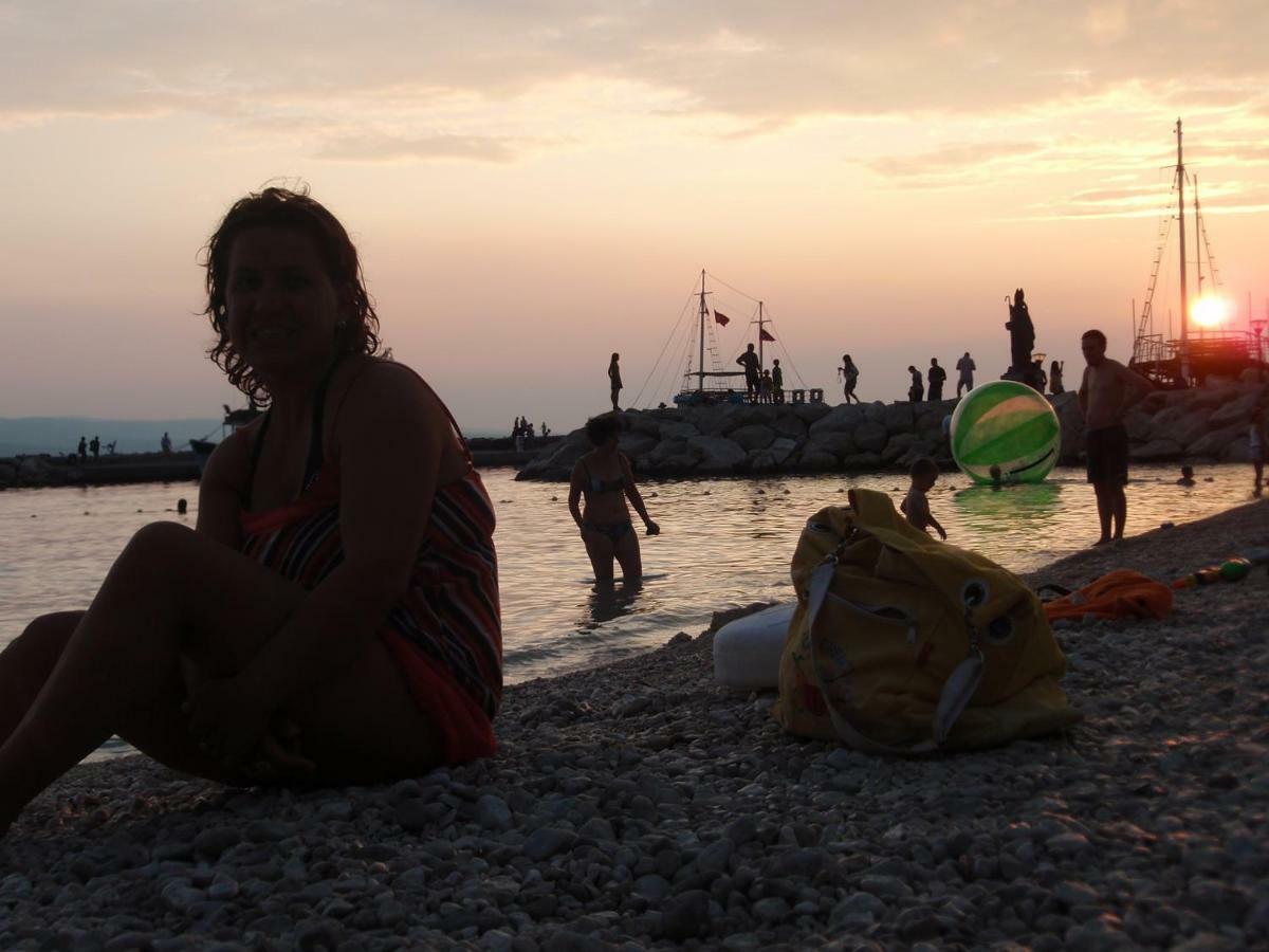 Pacho Lägenhet Baška Voda Exteriör bild